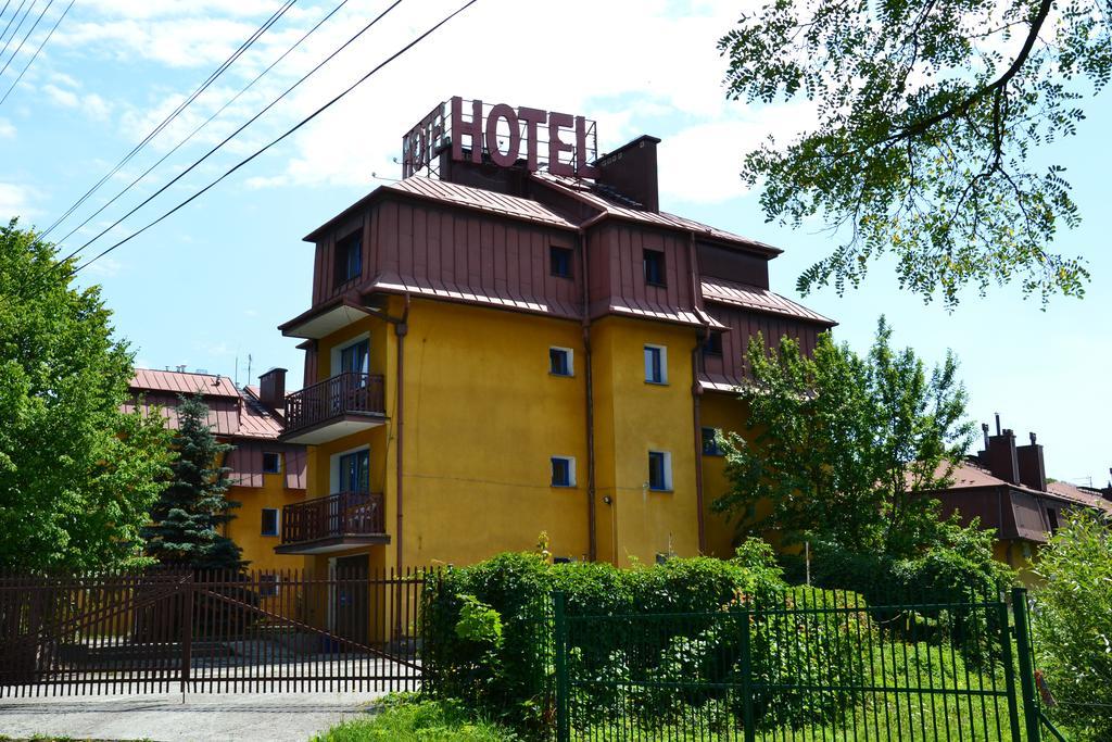 Krystyna Hotel Cracovia Esterno foto